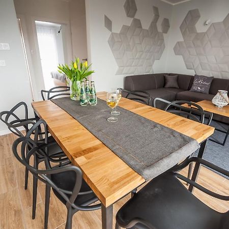 Apartamenty Baltyckie - Sloneczna Oaza - Parking, Taras, Ogrod, Wifi Устка Экстерьер фото