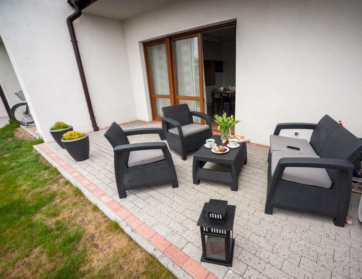 Apartamenty Baltyckie - Sloneczna Oaza - Parking, Taras, Ogrod, Wifi Устка Экстерьер фото