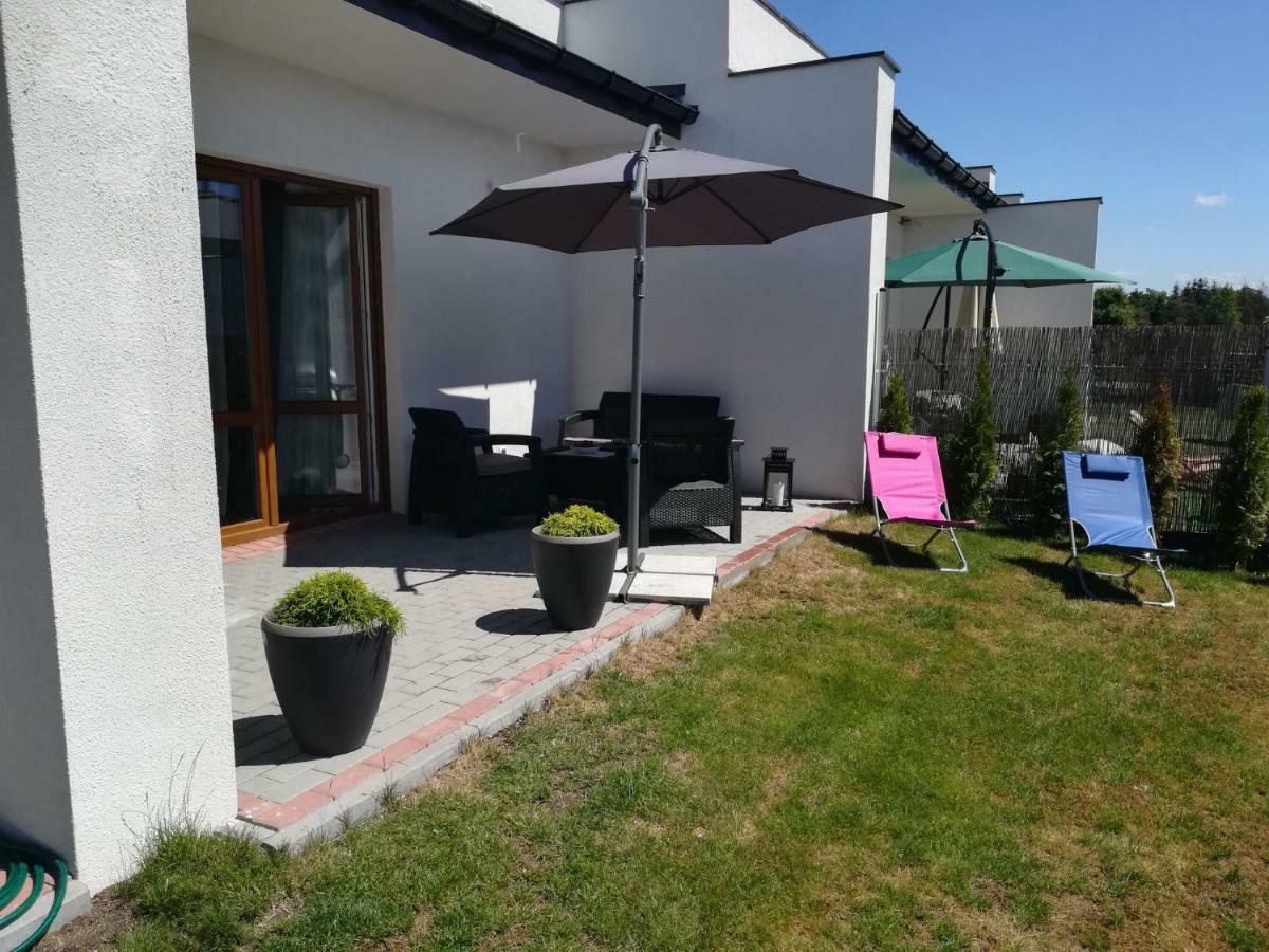 Apartamenty Baltyckie - Sloneczna Oaza - Parking, Taras, Ogrod, Wifi Устка Экстерьер фото