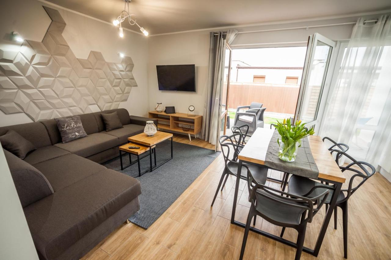 Apartamenty Baltyckie - Sloneczna Oaza - Parking, Taras, Ogrod, Wifi Устка Экстерьер фото