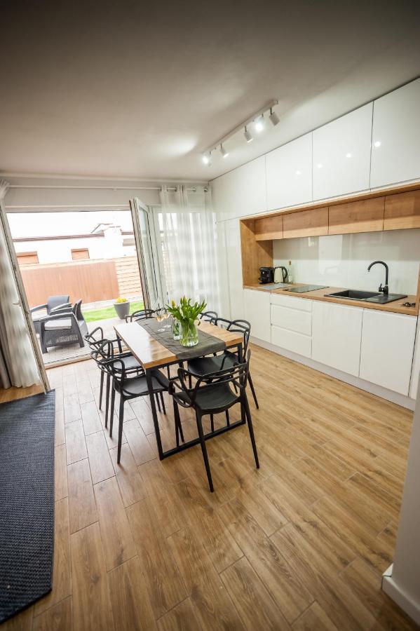 Apartamenty Baltyckie - Sloneczna Oaza - Parking, Taras, Ogrod, Wifi Устка Экстерьер фото